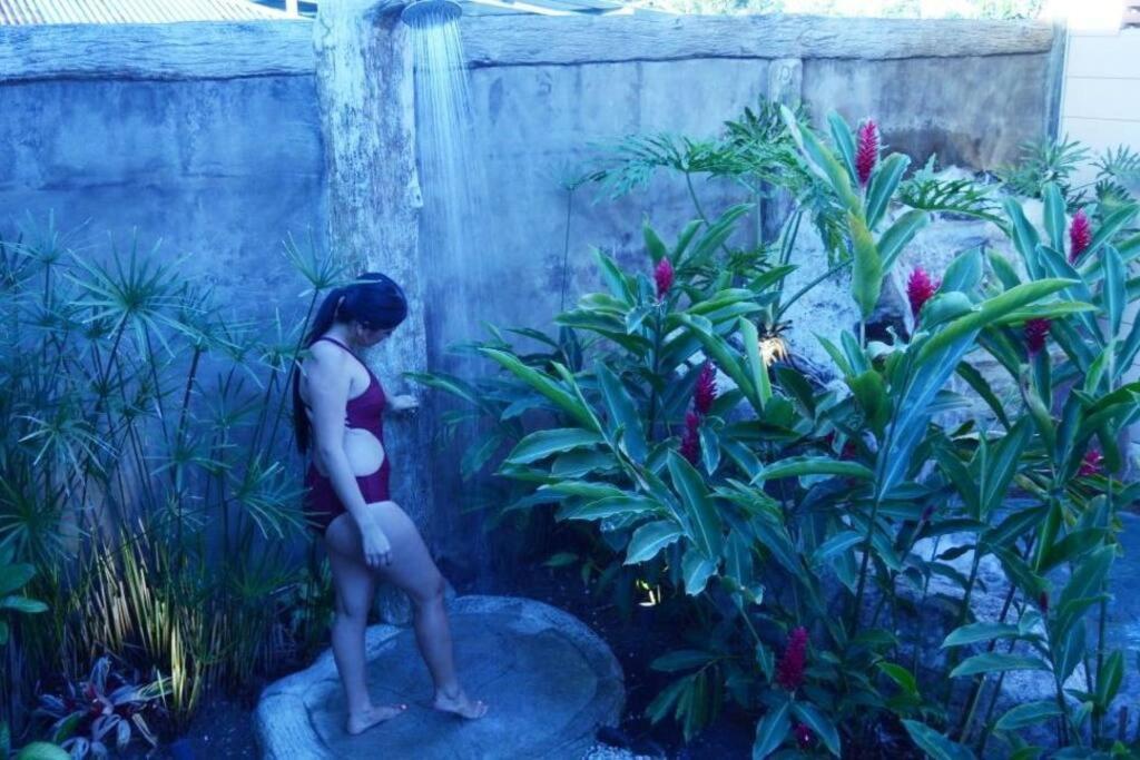 Elegant Villa In La Fortuna With Spacious Backyard Plus Very Private Pool & Parking エクステリア 写真
