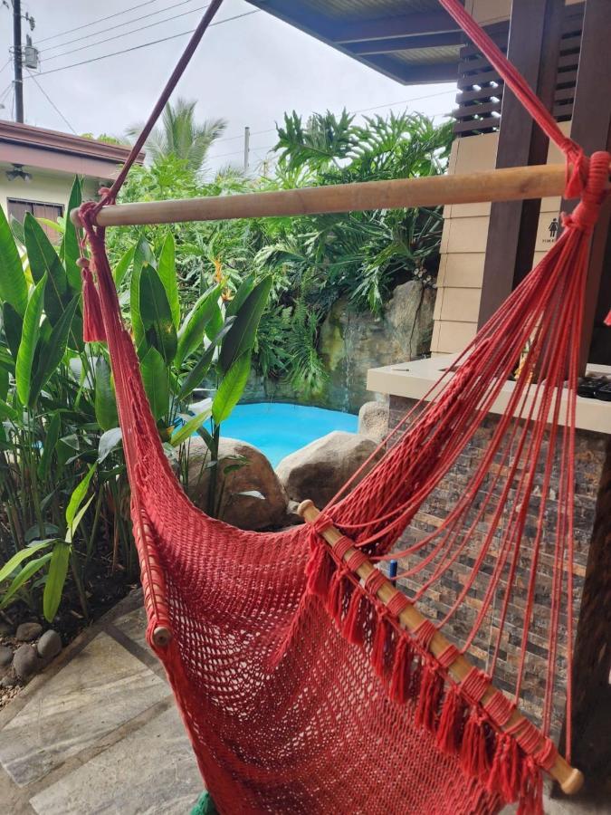 Elegant Villa In La Fortuna With Spacious Backyard Plus Very Private Pool & Parking エクステリア 写真